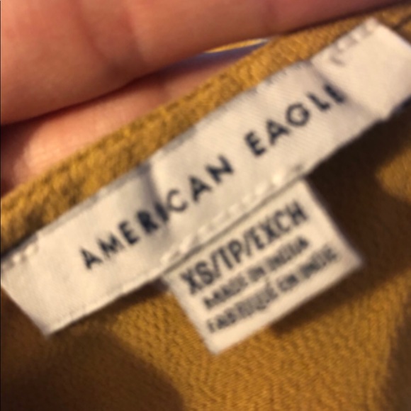 Mustard blouse - Picture 2 of 2